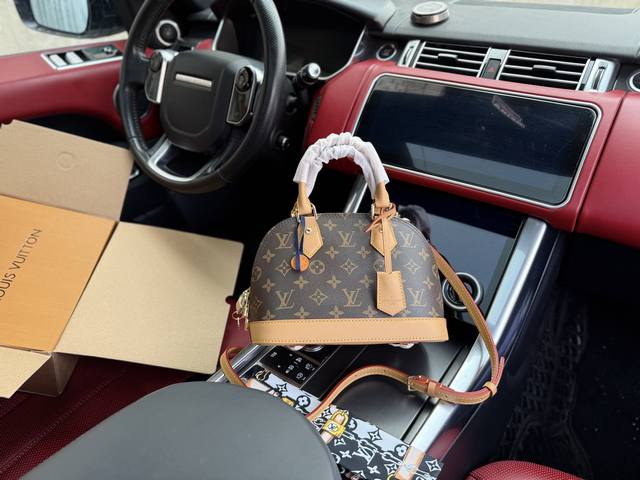 High-End New Arrival Louis Vuitton Lv Shoulder Bag Louis Vuitton Shell-Shaped Cr