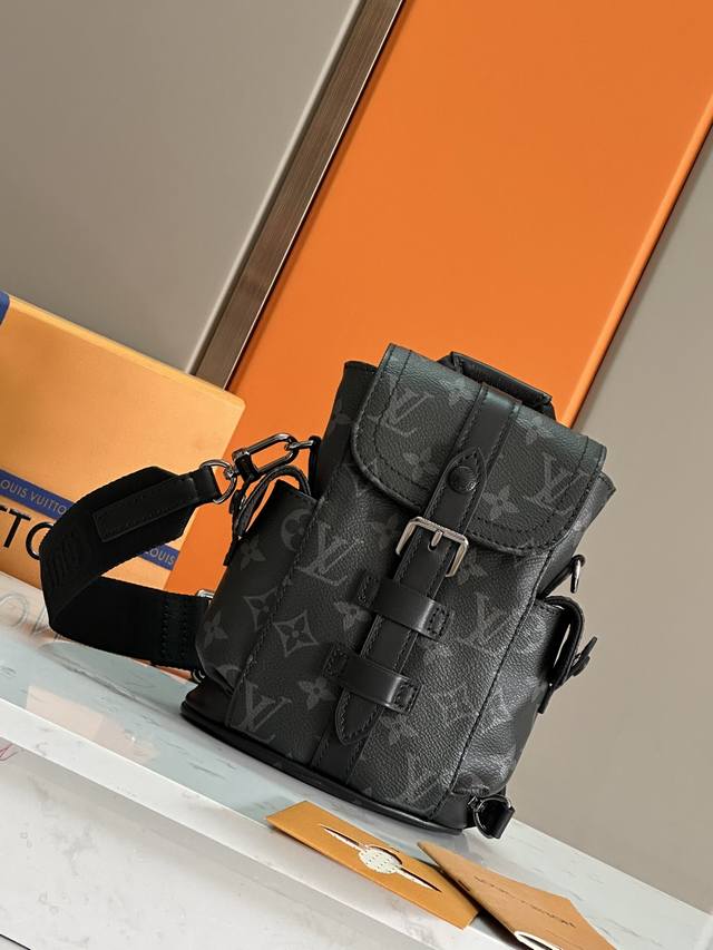 Top-Tier Authentic Original Design, Featuring All-Steel Hardware. This Nano Chri