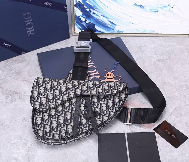 Authentic Quality Dior. Black Monogram Print. The New La Dior. Pre-Fall Saddle B