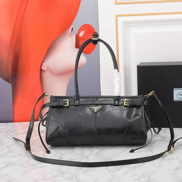 Restock Lussolf Oil-Waxed Leather Small 1Ba426 This Handheld Crossbody Bag Is Ma