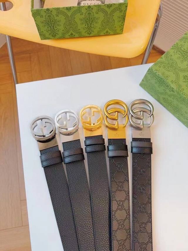 Gucci Fashionable Trend-Setting Premium Belt, 3.5 Cm Wide. This Gucci Double-Sid