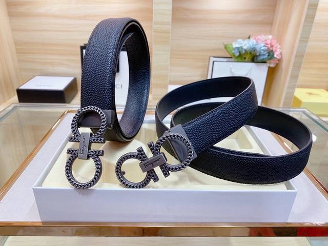 If You're Unsure Which Belt To Give Your Boyfriend, Client, Or Husband, Choosing