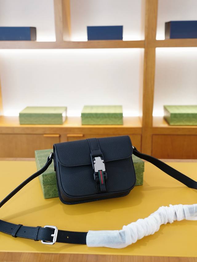 Gucci Official Website Synchronized High Version Crossbody Shoulder Bag Timeless