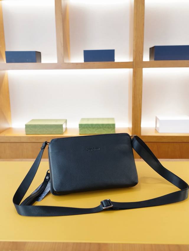 G Official Website Synchronized High-End Version Crossbody Shoulder Backpack And