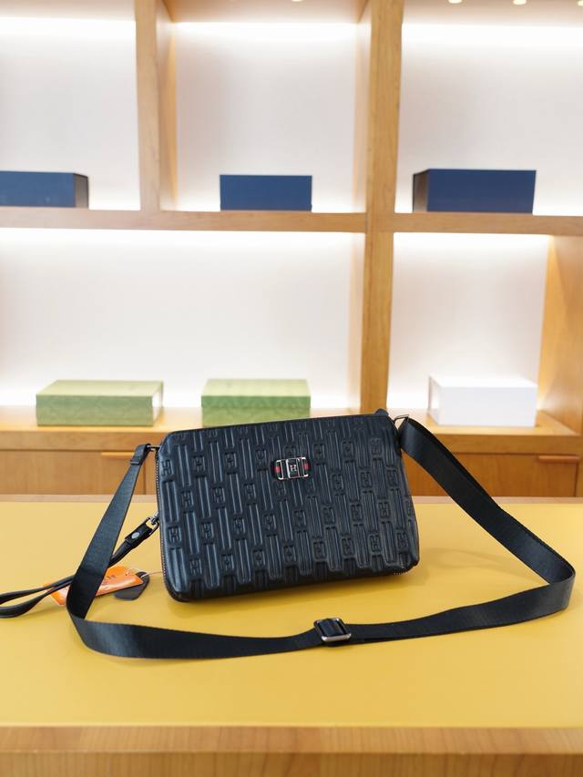Gucci Official Website Synchronized High Version Crossbody Shoulder Bag And Hand