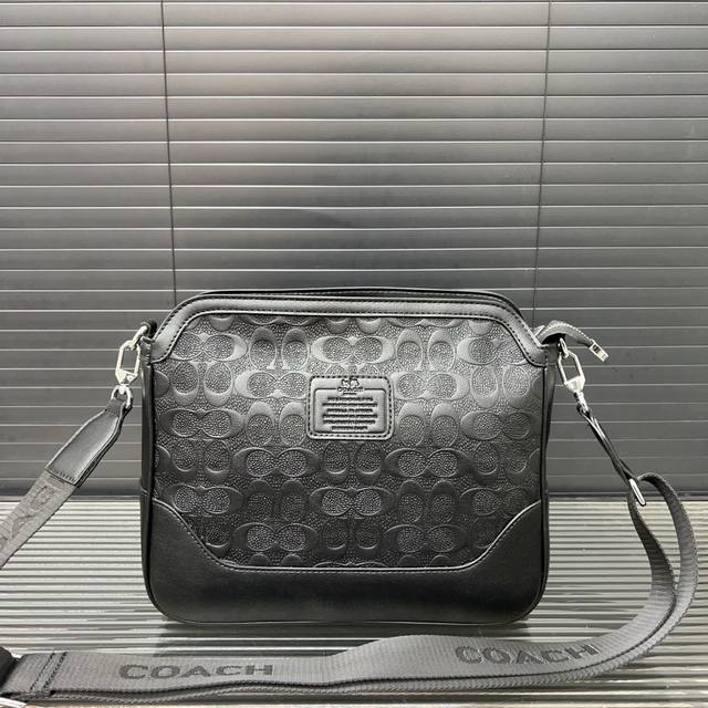 Coach Men's Messenger Bag, Shoulder Bag, Crossbody Bag, Classic Logo With Origin