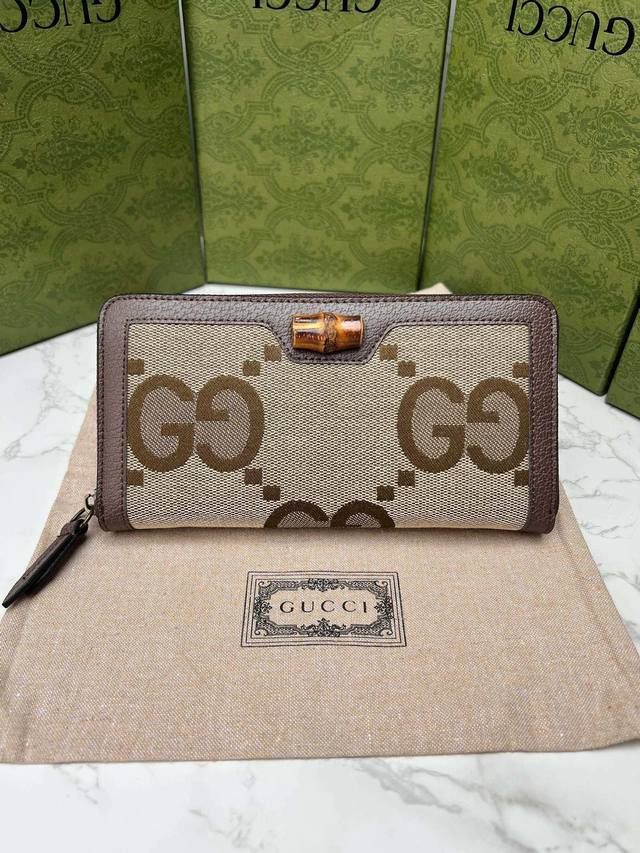 Color: Brown Size: 20X10 Ophidia Series Gg Full-Zip Wallet. The Gg Logo, First U
