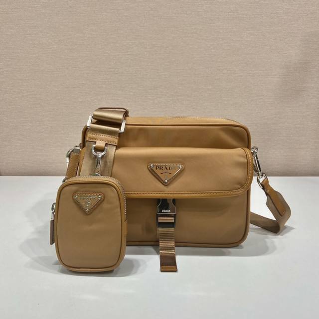 New Mailbag 2Vh133B New Color This Crossbody Bag Is Made From Imported Nylon Fab