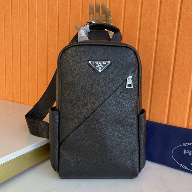 Top-Tier High-End Prada Chest Bag, Latest Hot-Selling Model, Now Available In La