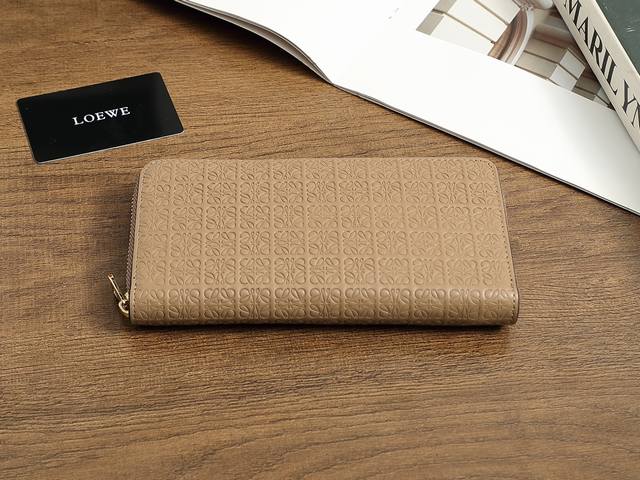 Model: L1136 Color: Elephant Gray Dimensions: 19 X 10 X 3 Cm