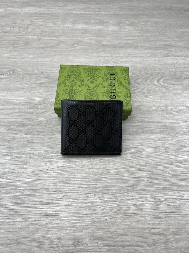 Model Number: 145754, Premium Quality Imported Leather Paired With High-Grade Pv