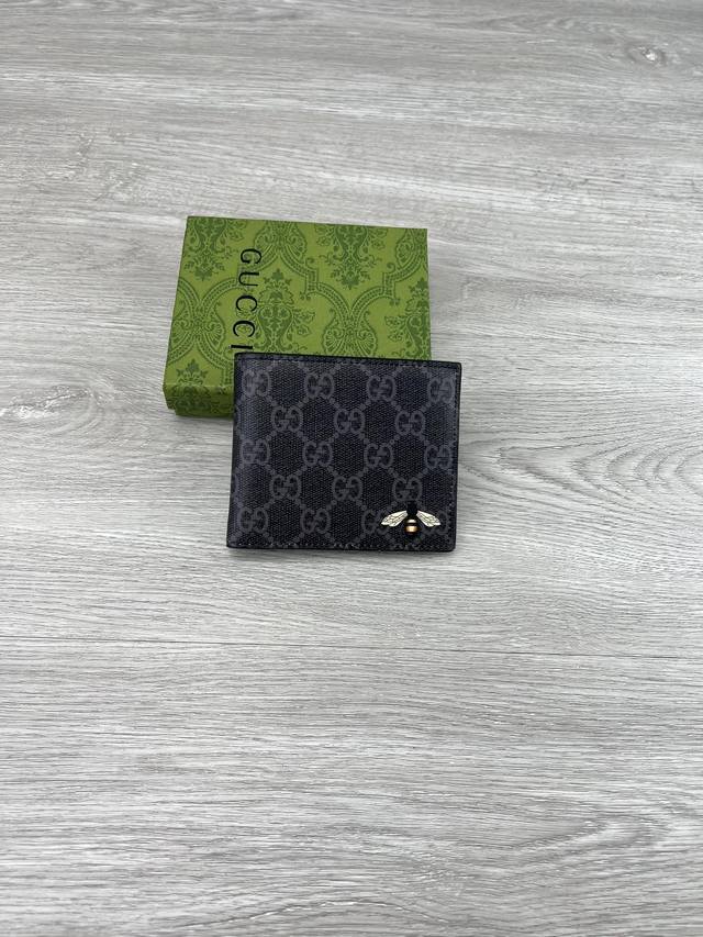 Gucci Gg Bee Print Wallet. Gucci Small Leather Accessories Push The Boundaries O