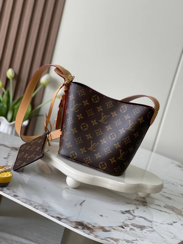 Original Enhanced Edition M12925 Vintage This All Inbb Xph Handbag Features Mono