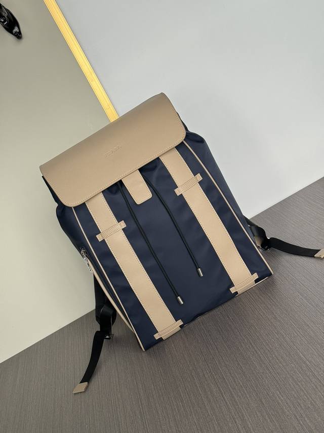 Top-Tier Counter-Style Hardcore Goods. Latest Style Prada Nylon Fabric Paired Wi