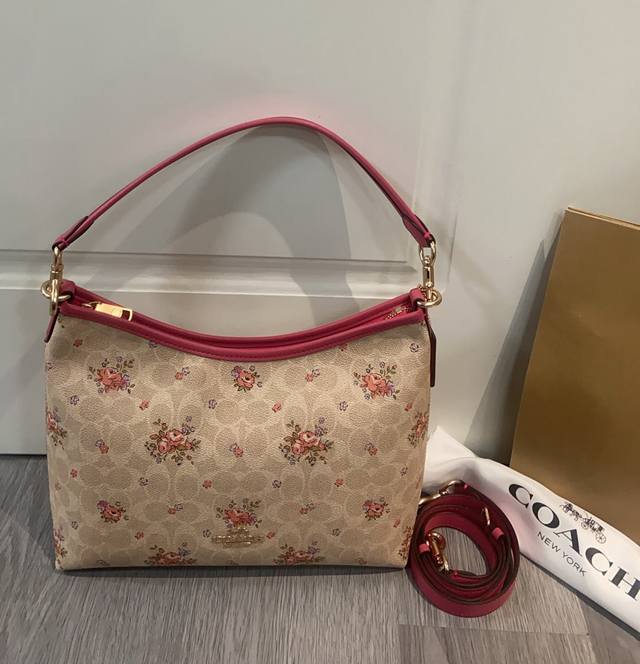 Coach New Arrivals, April New Arrival Cal36 The Entire Series Features Light Col