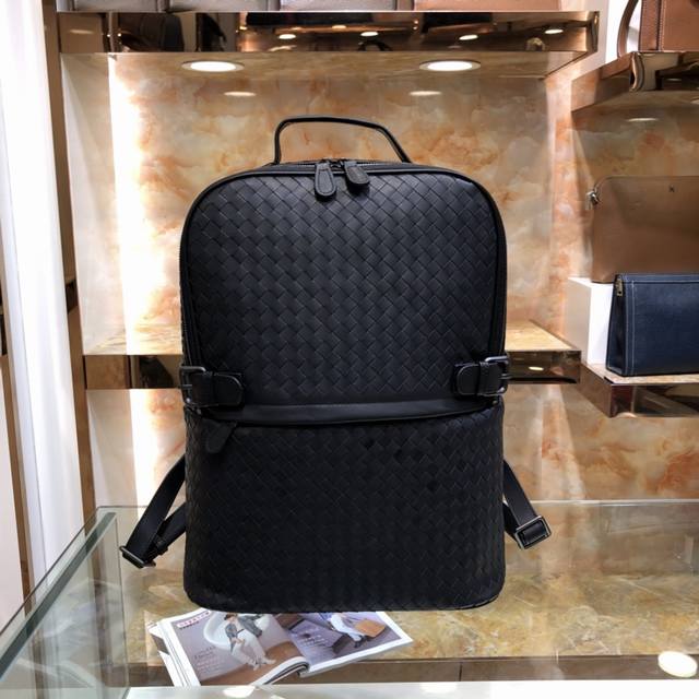 Bv Latest Men's Double Shoulder Bag, Original Quality, Synchronized With The Off