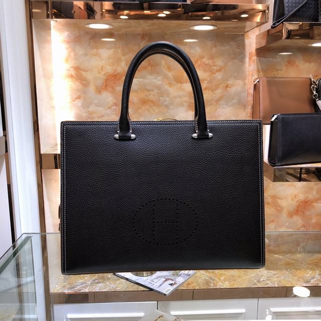Model: 18036-1 650 Aishi's Latest Men's Password Lock Briefcase Is Made From Pre