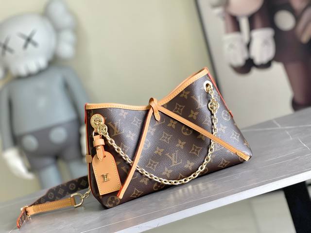 163C01 Chip M13014 Vintage Pattern, Imported Genuine Leather. The Leather Is Ita