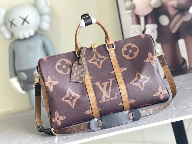 M47211 This Keepall Bandouli Re 45 Travel Bag Features Monogram Giant Coated Can