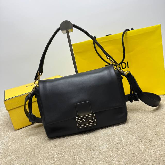 Medium Black The All-New Mamma Baguette Is Here! A Perfect Blend Of A Baguette A
