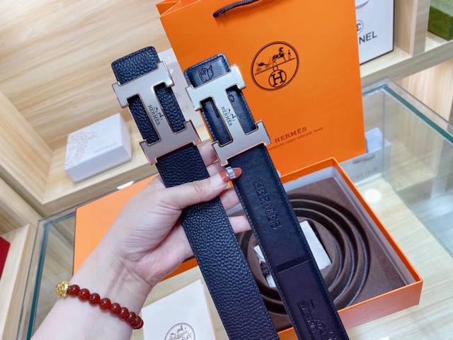 Herm S, The World-Renowned Luxury Brand Founded In Paris, France. The Belt Body