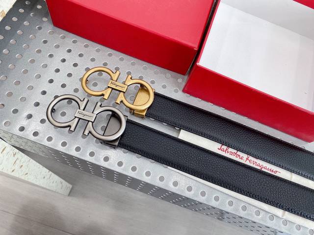 If There's One Belt I Love This Year, It's The Same One I Loved 10 Years Ago.Onl