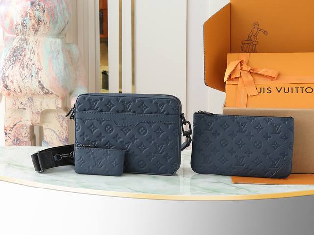 Top-Grade Original M14785 Deep Blue Full-Leather Embossed Men's Three-Piece Set