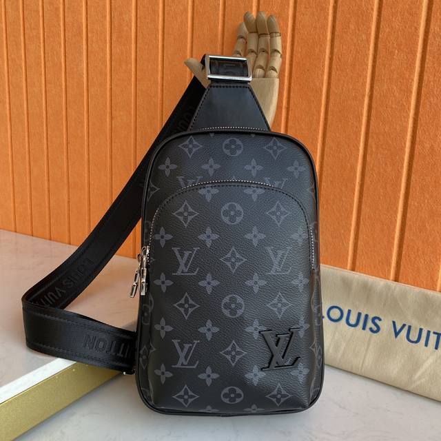 New Louis Vuitton Lv Chest Bag Imported Taiwanese Material Paired With Imported