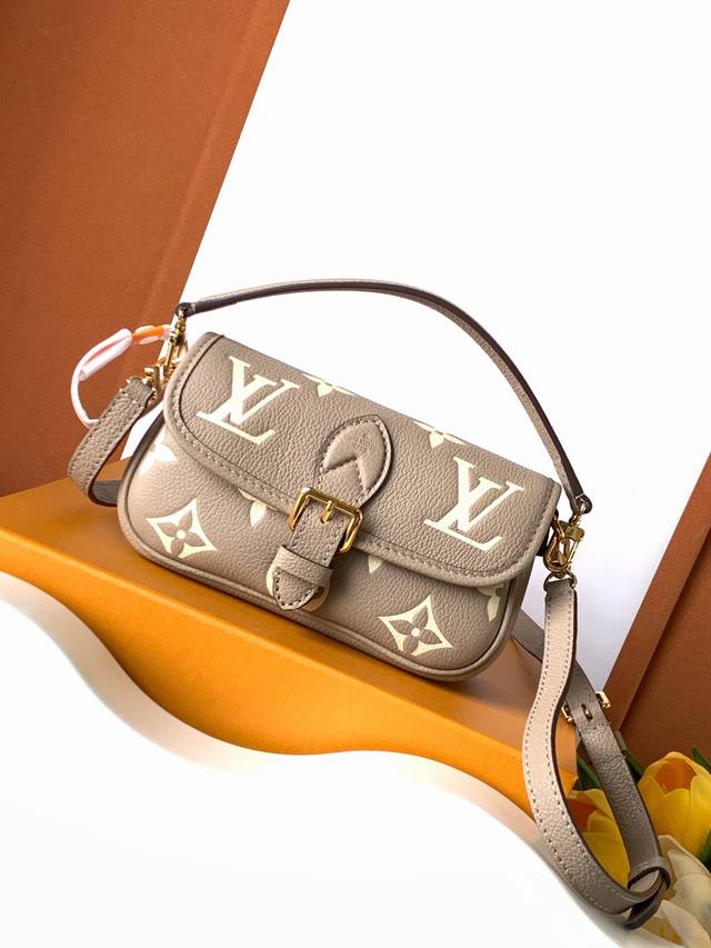 Dynamic Code Chip Premium Enhanced Edition Nano Diane Handbag Model: M83300 Leat