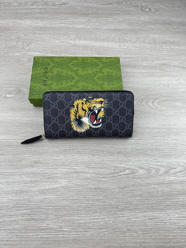 Gucci Features Gg Tiger Print Details On A Zipper Wallet. Gucci Small Leather Ac