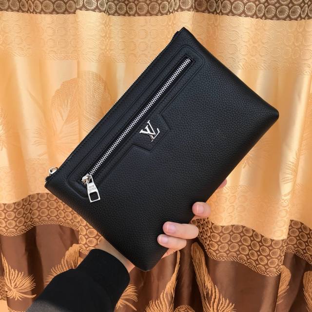 Delivery Box Finally Restocked After A Long Wait! Lv Handbag The So-Called Stron