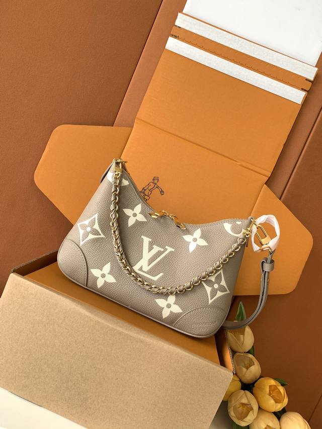 Premium Mb Chip Edition Original Leather This Boulogne Handbag Features Monogram
