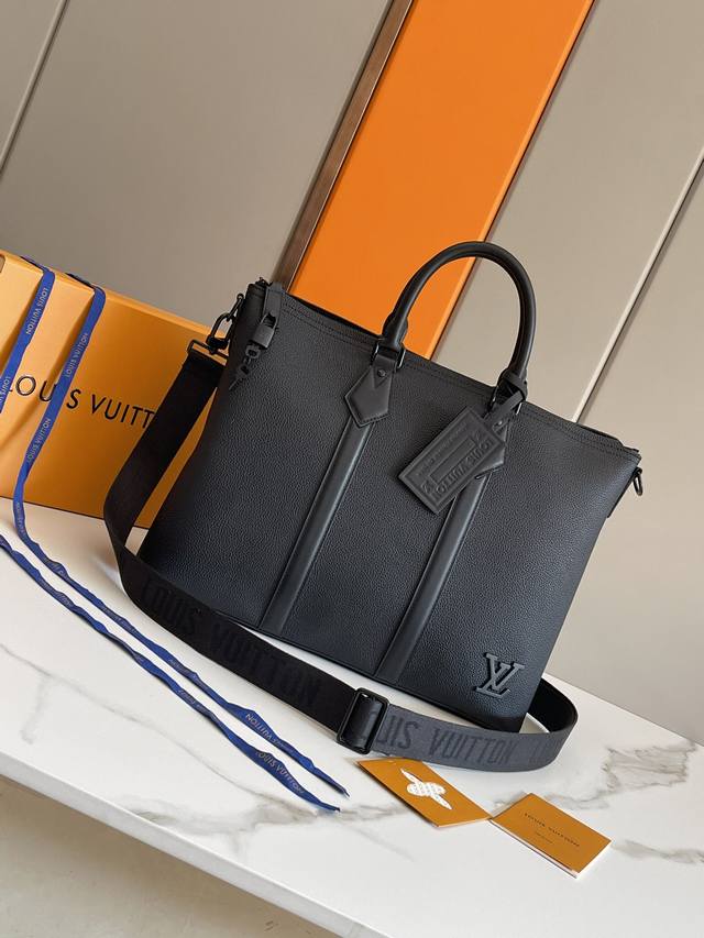 Top-Grade Original M59158 Lock It Tote Bag Crafted From Soft Grained Calf Leathe