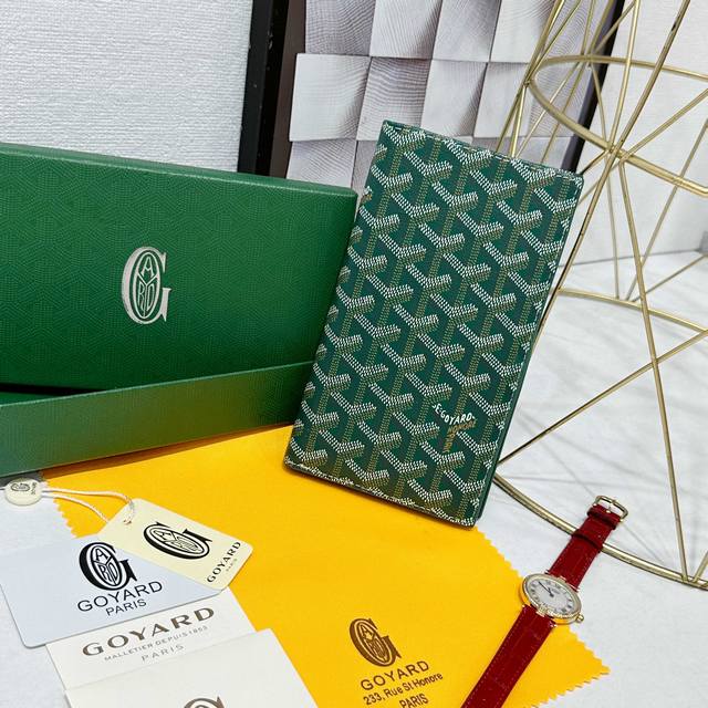 Goya Multi-Function Travel Wallet With Ticket Holder, Featuring 1 Main Ticket Co