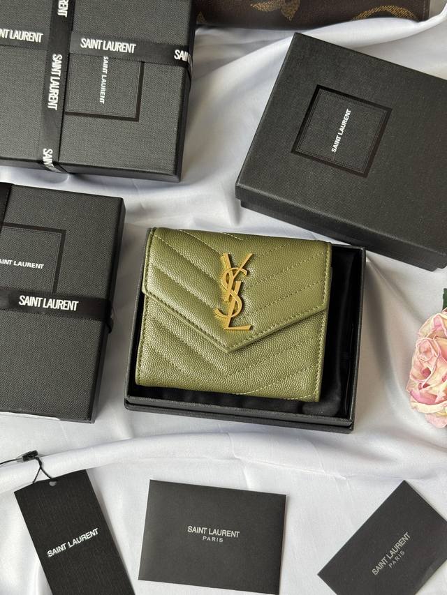 Ysl-Saint Laurent Comes With The Full Set Of The Latest Counter Packaging. Slp T