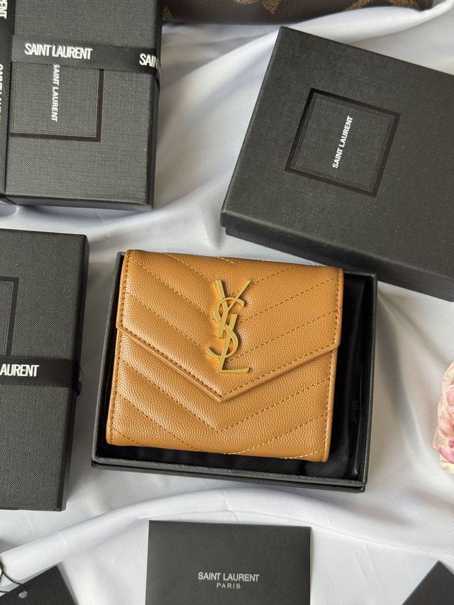 Ysl-Saint Laurent Comes With The Full Set Of The Latest Counter Packaging. The S
