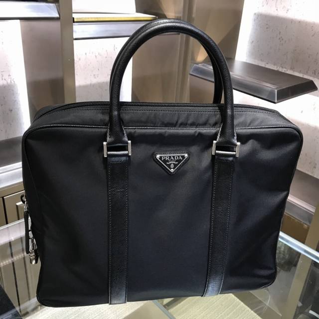 Prada Original Quality, Factory-Direct Parachute Fabric, Prada 2Ve872 Latest Mod