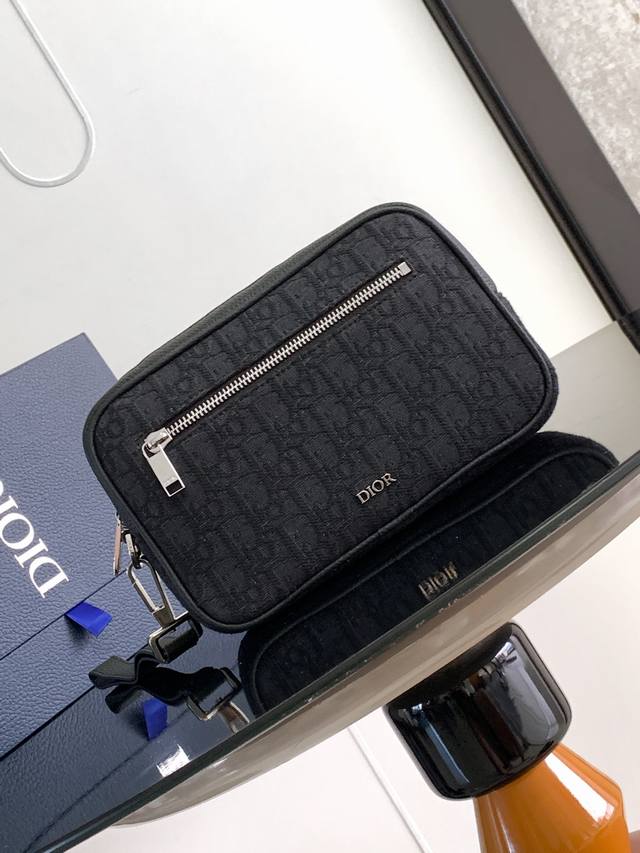 With Box Top-Quality Original Dior Men's Handheld Bag Toiletries Bag This Toilet