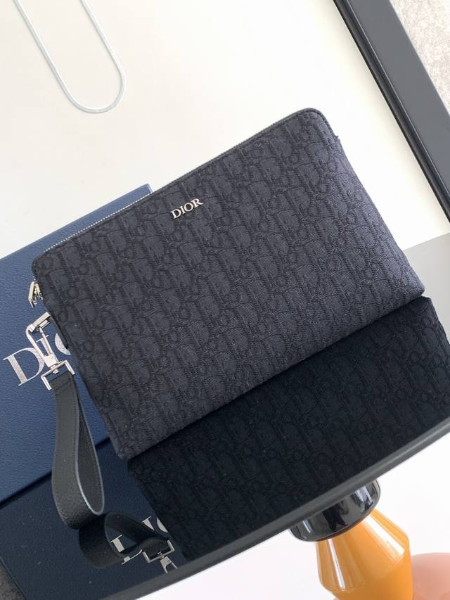 Dior Black Flower Clutch Bag, The Hottest Black Flower Series Currently, Unisex,