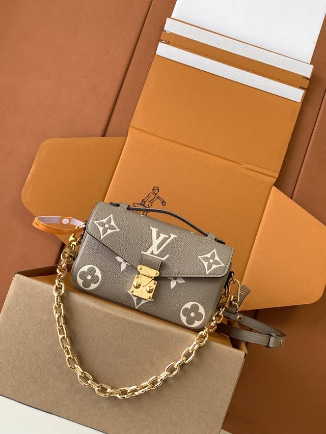 Premium Mb Chip Edition Original Leather This Pochette Metis East West Model: M2