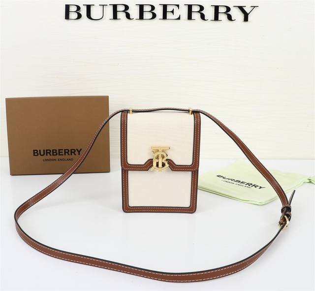 B's New Compact And Structured Robin Robin Bag Is Crafted From Smooth Italian Ta