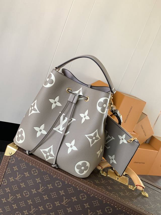 Variable-Code Chip, Custom-Made Top-Grain Cowhide Leather, Premium Genuine Leath