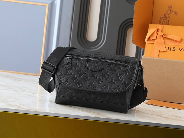 Upgraded Original M14874 M 79 M12681 M12806 M12636 This Pulse Messenger Bag Is C