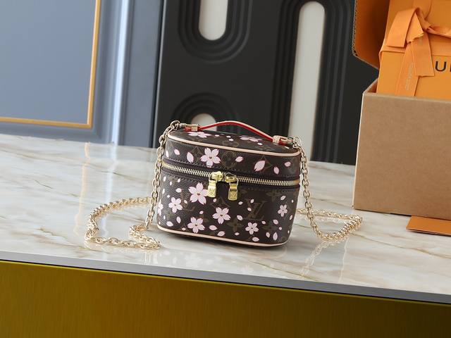 Upgraded Original M42265 M14181 M44495 M44936 M42263 This Nice Makeup Bag Is Cra