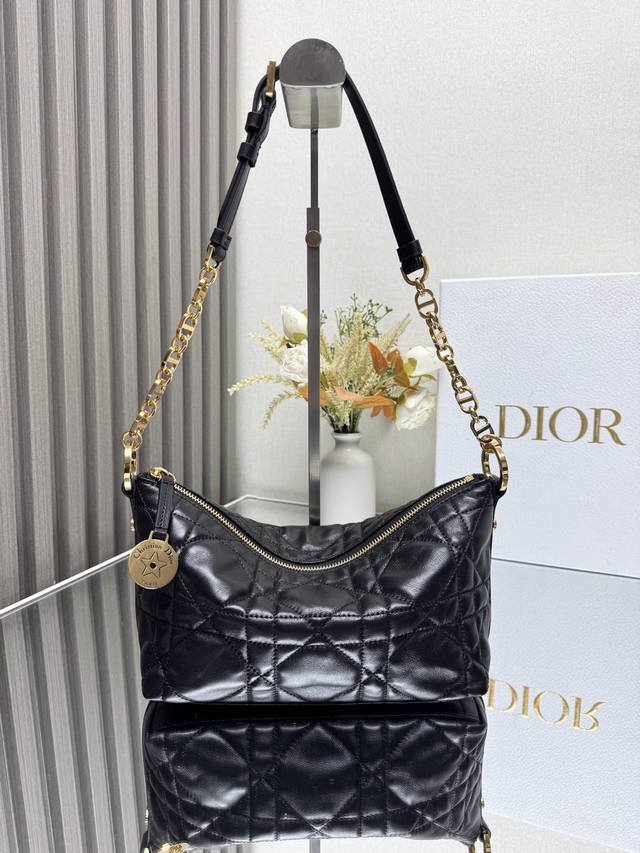Authentic Grade, High Version Diorstar Hobo Chain Handbag Black This Diorstar Ho