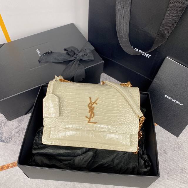 Original Leather Version, No Packaging Included. The Timeless Classic Crocodile-
