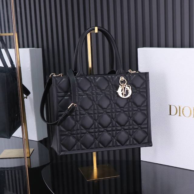 Original Factory Grade Black Dior New Tote Shoulder Strap This Dior Handbag Is T