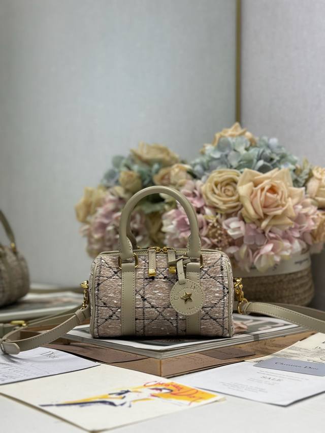 Top-Quality Authentic Dior Groove 16 Mini Handbag In Apricot Tweed This Dior Gro