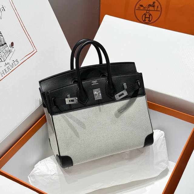 Semi-Handmade Amber Wax Line 2990 - French Vintage Style. Colors: Black And Silv