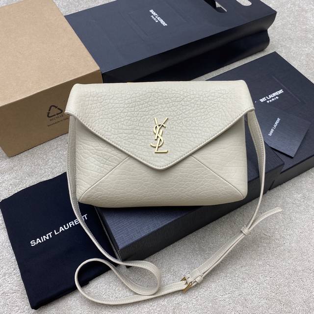 Genuine Leather, Comes With Packaging, Elephant Pattern White, Antique Silver, N